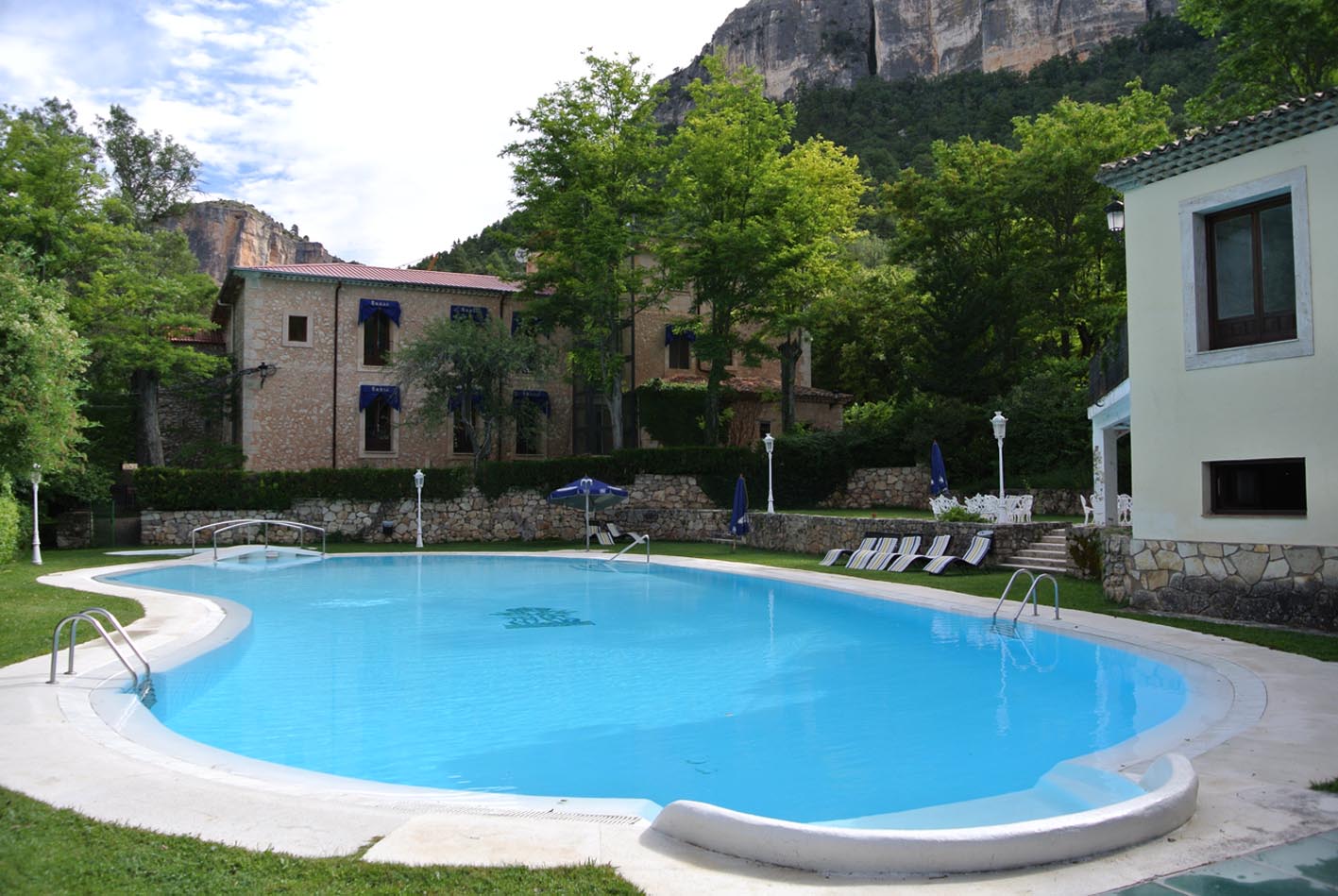 real-balneario-solan-de-cabras-a-menos-de-una-hora-desde-casa-chon